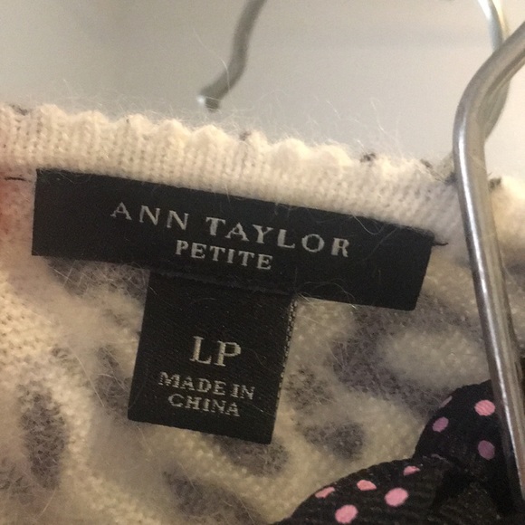 Ann Taylor petites L cheetah print sweater - Picture 4 of 7